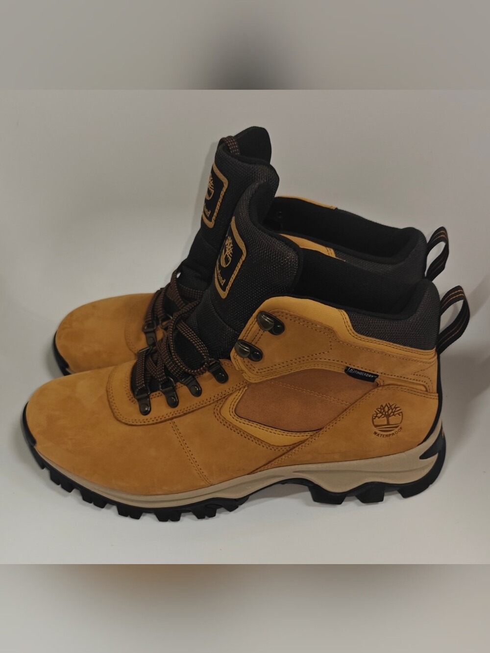 Timberland Mt. Maddsen Mid Waterproof Hiking Boots Men’s Size 12 Brown